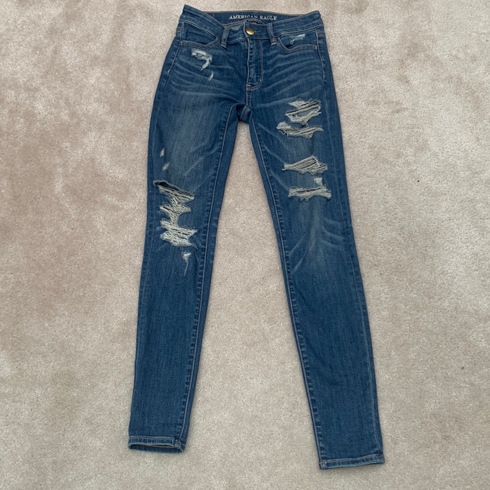 American Eagle Ripped Blue Jeans